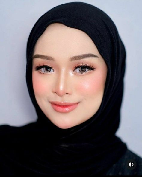 Make Up Perpisahan Sekolah, Make Up Korea Natural, Make Up Perpisahan, Makeup Wisuda Hijab Natural, Make Up Natural Wisuda, Make Up Flawless Hijab, Makeup Bridesmaid Hijab, Make Up Wedding Hijab, Makeup Korean Look Natural