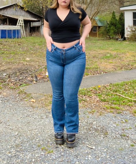 Y2k Jeans Plus Size, Big Gulp Aesthetic, Mid Size Low Rise Jeans, Bootleg Jeans Outfit Plus Size, Midsize Bootcut Jeans Outfit, Low Rise Jeans On Midsize, Bootcut Jeans Outfit Plus Size, Flare Jeans Plus Size Outfit, Plus Size Low Rise Jeans