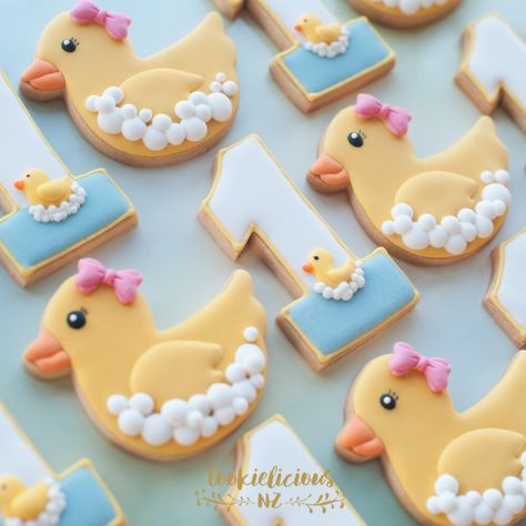 Duck Birthday Theme, Rubber Ducky Party, Rubber Ducky Birthday, Rubber Duck Birthday, Duck Cookies, Boys 1st Birthday Cake, Duck Cake, Ducky Baby Shower, Rubber Ducky Baby Shower