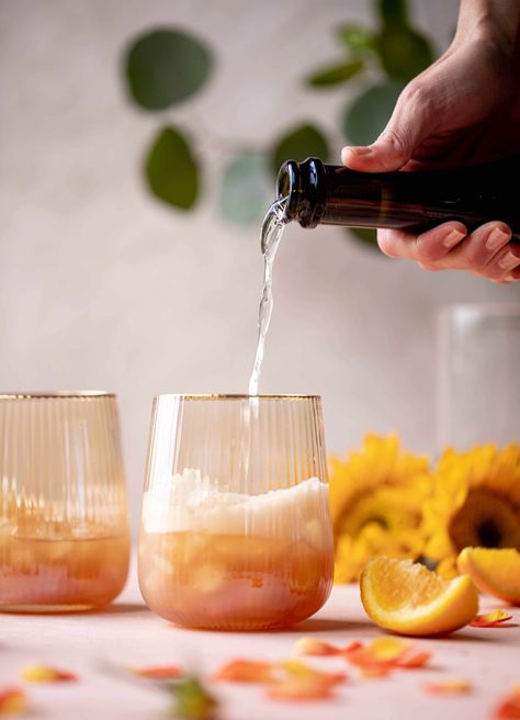 This apple cider spritz is an autumnal take on the classic aperol spritz. Apple cider, prosecco and aperol come together in this refreshing cocktail! Apple Cider Prosecco Spritz, Sparkling Apple Cider Cocktail, Apple Cider Prosecco, November Recipes, Host Christmas, Prosecco Cocktail Recipes, Prosecco Drinks, Aperol Spritz Recipe, Spritz Recipe