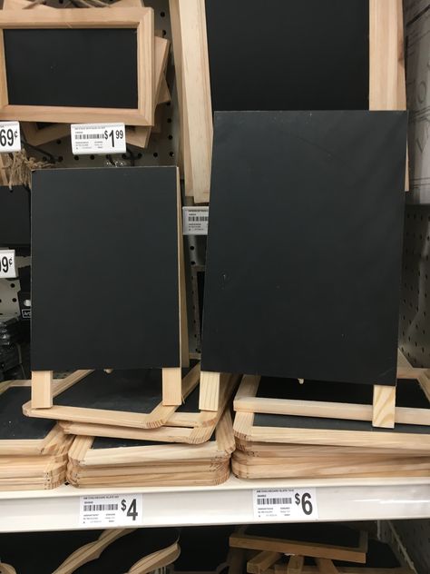 Small Chalkboard Ideas, Chalkboard Table Numbers, Uni House, Chalkboard Easel, Chalkboard Table, Wedding Boards, Small Chalkboard, Corner Ideas, Mini Chalkboards