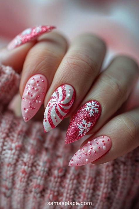 23 Peppermint Pink Winter Nails Art ideas and Designs Pink Winter Nails, Summer Almond Nails, Almond Nails Ideas, Winter Nails Art, Nail Art Noel, Nails Art Ideas, Fall Nail Art Designs, Lovely Nails, Cute Christmas Nails