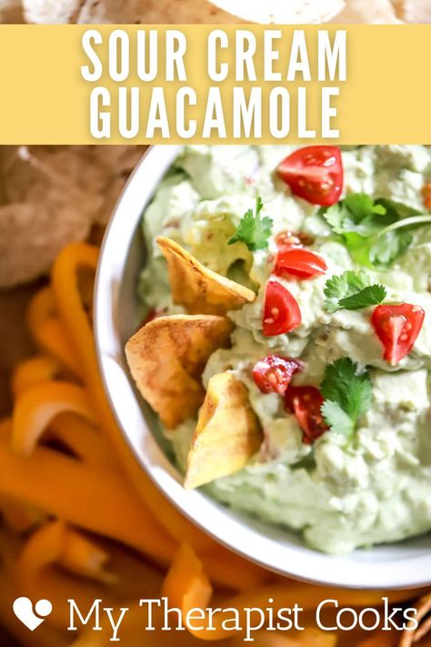 Sour Cream Guacamole Recipe, Creamy Guacamole Recipe Easy, Guacamole With Sour Cream, Recipes With Guacamole, Guacamole Recipe With Sour Cream, Creamy Guacamole Recipe, Guacamole Salsa Recipe, Fresh Guacamole Recipe, Sour Cream Dip Recipes