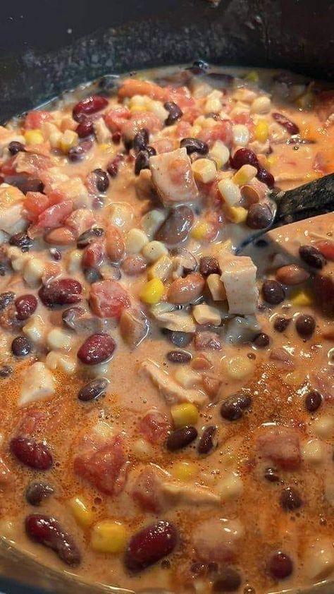 Ww Chicken Chili Zero Points, Ww White Chicken Chili, Weight Watchers Chicken Chili, Weight Watchers White Chicken Chili, Healthy Chicken Chili, Weight Watchers Chili, Chicken Chili Soup, Easy Chicken Chili, Smart Points Recipes