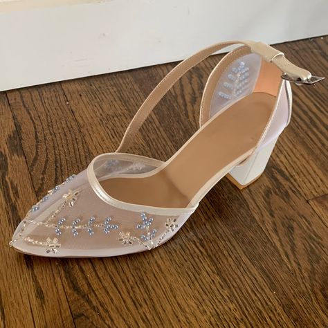 Wedding shoes low heel