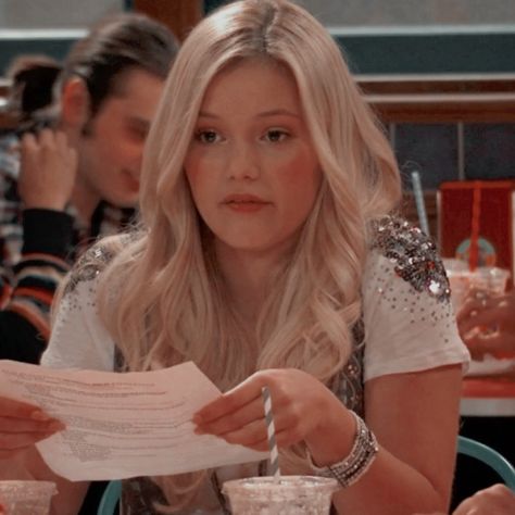 Kim Crawford, Single Icons, Kickin It, Olivia Holt, Modern Family, Tv Shows, Tv, Disney, Quick Saves