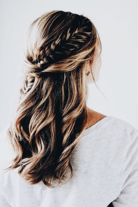 ↞⋅Pinterest: rayne1618⋅↠ Fishtail Braid Hairstyles, Fishtail Braids, Hairstyle Tutorials, Dresses For, For Wedding, Open Hairstyles, Fishtail Braid, Haircut Styles, Beauty Hair Makeup