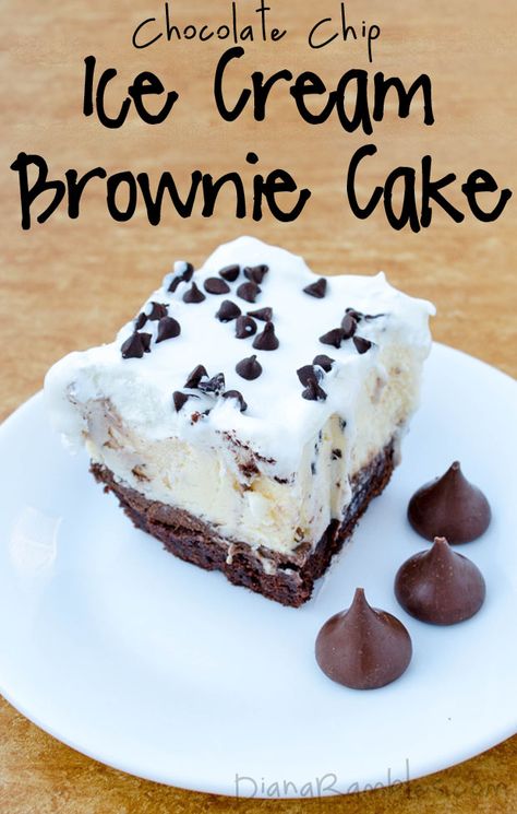 Chocolate Chip Ice Cream Cake, Ice Cream Brownie, Brownie Ice Cream Cake, Cream Cake Recipe, Coconut Dessert, Ice Cream Cake Recipe, Brownie Ice Cream, Easy Ice Cream, Chocolate Chip Ice Cream