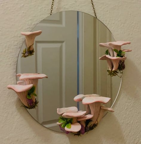 Clay Mushroom Mirror, Aesthetic Clay Mirror, Air Dry Clay Ideas Aesthetic Mushroom, Mushroom Clay Wall Art, Air Dry Clay Mushroom Jar, Fairy Room Decor, Fairy Room, Mushroom Lights, Mushroom Crafts