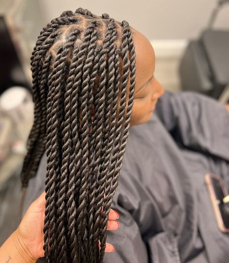 30 Homecoming Hairstyles We Lov Medium Size Twist Braids, Medium Twist Braids Hairstyles, Colored Senegalese Twist, Medium Senegalese Twist, Short Senegalese Twist, Medium Twist Braids, Black Hair Protective Styles, Elegant Prom Hairstyles, Senegalese Twist Style