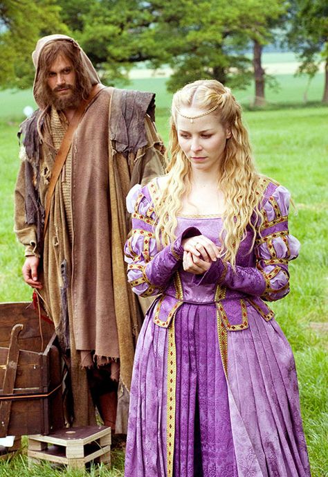 King Thrushbeard, Movie Dresses, Brothers Grimm Fairy Tales, Fantasy Aesthetics, Fairy Tale Romance, Period Fashion, Medieval Princess, Novel Ideas, Fairytale Stories