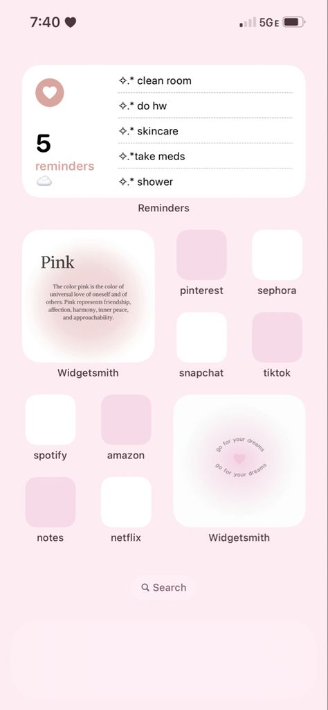 Pink Ios Aesthetic Homescreen, Cute Iphone Ideas Homescreen, Pink Phone Inspiration, Pale Pink Lockscreen, Light Pink Ios 16, Pink And White Iphone Layout, Girly Widget Iphone Ideas, Iphone Layout Themes, Cute Home Screen Ideas Iphone