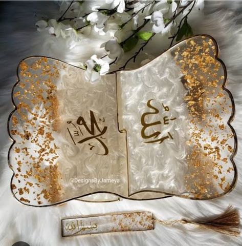 Surealism Art, Resin Crafts Tutorial, Personalized Bookmarks, Allah Wallpaper, Resin Tutorial, Diy Resin Art, Eid Gifts, Islamic Gifts, Diy Creative Crafts