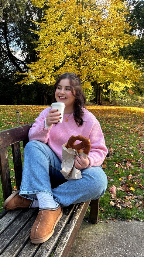 Pink Jumper Outfit, Midsize Winter, Outfit Ideas Midsize, Pink Sweater Outfit, Slipper Outfit, Cute Pink Outfits, Shop The Outfit, Simple Style Outfits, Midsize Outfits