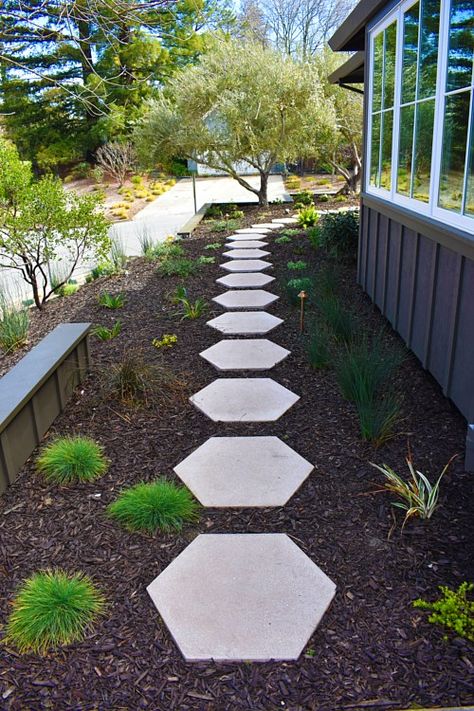 Hexagonal Pavers, Backyard Walkway, Pavers Backyard, Paver Walkway, Path Ideas, Outdoor Aesthetic, Grasses Landscaping, Garden Steps, Precast Concrete