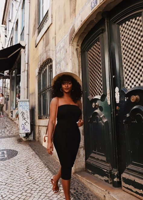 Black Femininity, Looks Black, Black Women Fashion, How To Pose, Looks Style, Lisbon, Summer Looks, Look Fashion, Classy Outfits