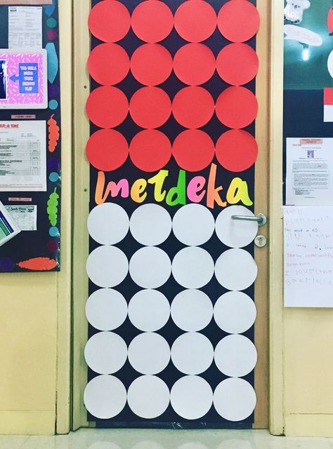 To celebrate the Indonesian Independence Day, we used red and white dots to represent the flag. #merdeka #doordesign #classroomdoor Decorate Door, Indonesian Independence Day, Door Classroom, 2024 Classroom, Indonesian Independence, Classroom Door, The Flag, Door Design, Classroom Decor