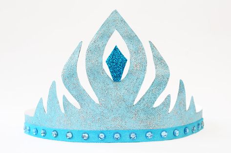 Frozen Princess Crown | Kids' Crafts | Fun Craft Ideas | FirstPalette.com Princess Crown Crafts, Elsa Crafts, Crown Templates, Frozen Crown, Crown Printable, Frozen Crafts, Anna Und Elsa, Crown Template, Frozen Themed Birthday Party