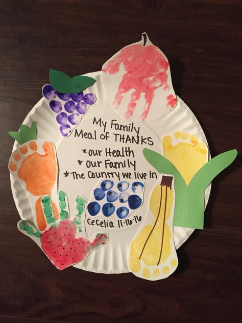 Thanksgiving handprint and footprint art meal Veggie Handprint Art, Infant Food Activities, Family Art For Infants, Banana Footprint Art, Vegetable Handprint Crafts, Orange Footprint Craft, Class Handprint Projects, Craft For Infants Daycare, Veggie Activities For Toddlers