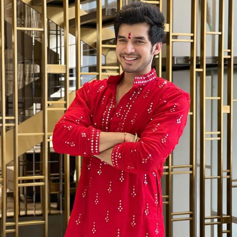 Kurta Aesthetic, Traditional Indian Mens Clothing, Latest Kurta Designs, Pajama Men, Indian Wedding Clothes For Men, Best Suits For Men, Diwali Photography, Wedding Kurta, Boys Kurta Design