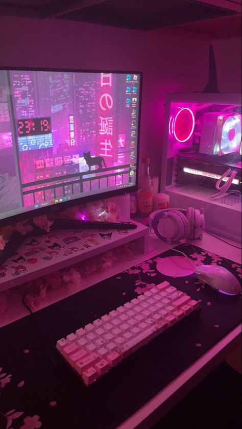 Anime Gaming Room, Pc Games Setup, Gamer Bedroom, Best Gaming Setup, Gaming Space, Pink Games, Gamer Setup, Gamer Room Decor, Pc Gaming Setup