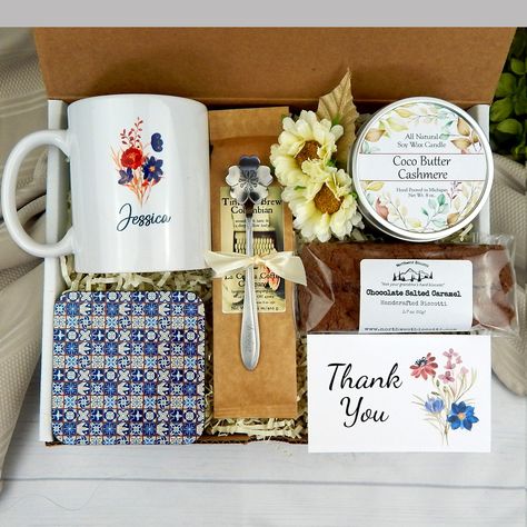 Personalized Thank You Gift Box with Coffee - Custom Mug in Gift Basket for Appreciation - Employee Appreciation Gift 50 Birthday Gift Baskets, Inspirational Gift Baskets, Retirement Gift Basket, Engraved Candles, Congrats Gifts, Personalized Thank You Gifts, Coffee Gift Sets, Birthday Care Packages, Personalized Retirement Gifts