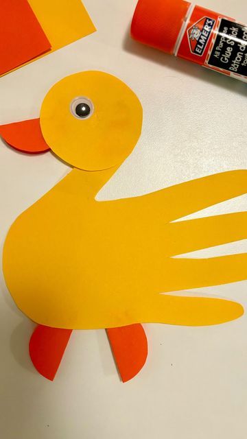 Duck Craft For Preschool, Duck Arts And Crafts, Duck Activities For Preschool, Duck Crafts For Toddlers, Handprint Duck, Brown Bear Brown Bear Crafts, D Is For Duck, Duck Craft, Pond Crafts