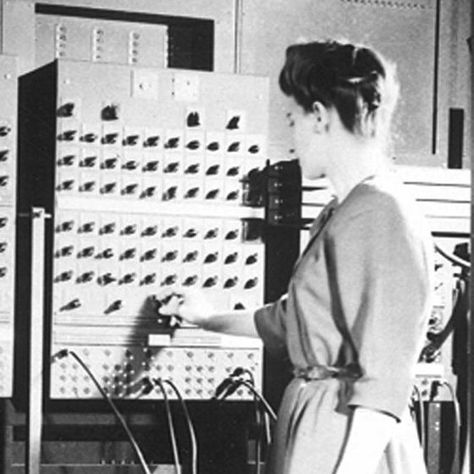 Female Programmer, Dream University, Human Computer, Katherine Johnson, Tech Girl, Today Morning, Computer Tower, Hidden Figures, Computer History