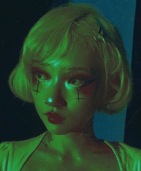 5. SHOWER MAKEUP - this look can just be a messy version of whatever I already have going on (it's the last scene), maybe add some upside down crosses Alternative Makeup, Human Reference, Face Reference, Aesthetic People, Poses References, Portrait Inspiration, 인물 사진, Photo Reference, Aesthetic Makeup