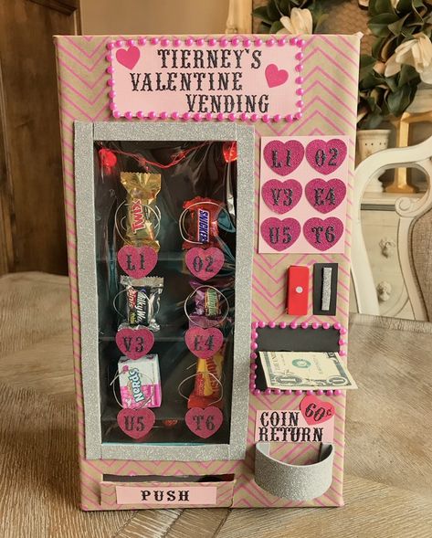 Fun Valentines Crafts For Kids, Valentines Crafts For Kids, Diy Valentines Box, Kids Valentine Boxes, Valentine Card Box, Friend Valentine Gifts, Easy Valentine Crafts, Valentine Day Boxes, Cute Valentines Day Gifts