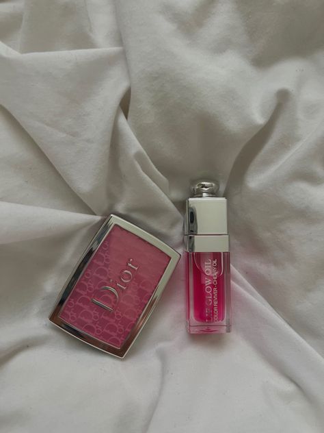 dior lip oil, dior backstage rosy glow Vanity Skincare, Dior Lip Glow Oil, Dior Lip Oil, Dior Blush, Lip Glow Oil, Dior Backstage, Dior Lip, Pink Vanity, Dior Lip Glow