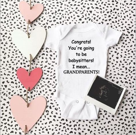 Grandparents Onesie, Pregnancy Announcement To Grandparents, Announcement To Grandparents, First Pregnancy Announcements, Family Baby Announcement, Creative Baby Announcements, Grandparents Pregnancy Announcement, Baby Announcement Grandparents, Baby Surprise Announcement