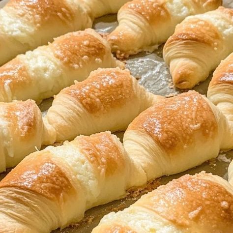 Recipes Mentor on Instagram: "🧀 Pillsbury Crescent Rolls with Cheese 🧀 ​ 📋 Ingredients: ​ 🥐 1 (8-ounce) can refrigerated crescent rolls 🧀 1 cup shredded mozzarella cheese 🧄 3 tablespoons homemade garlic butter ​ 📝 Instructions: ​ 1️⃣ Preheat the oven to 375°F. Separate the crescent rolls into individual triangles by unrolling them. 🔥🥐 2️⃣ Spread garlic butter: Coat each triangle with the homemade garlic butter. 🧄 3️⃣ Add cheese: Sprinkle each triangle generously with mozzarella cheese. 🧀 4️⃣ Roll up the crescents: Starting from the wide end, roll up each crescent roll and tuck the ends underneath to seal them. 🥐 5️⃣ Brush with garlic butter: Melt the remaining garlic butter in the microwave for a few seconds. Brush the melted garlic butter onto the top of each crescent roll. 🧄 Crescent Rolls With Cheese, Pillsbury Crescent Rolls, Warm Appetizers, Appetizers Cheese, Pillsbury Crescent, Homemade Garlic Butter, End Roll, Savory Bread, Crescent Roll