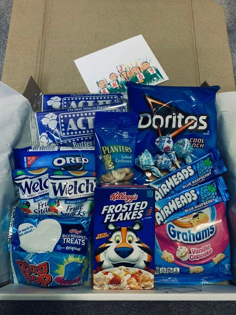 Out of the Blue Snack Box College Care Package for Him for Her - Etsy Blue Themed Gift Baskets, Blue Party Foods, Pillsbury Chocolate Chip Cookies, Blue Gift Basket, Blue Snacks, Welches Fruit Snacks, Blue Gift Ideas, Snack Basket, Candy Gift Baskets