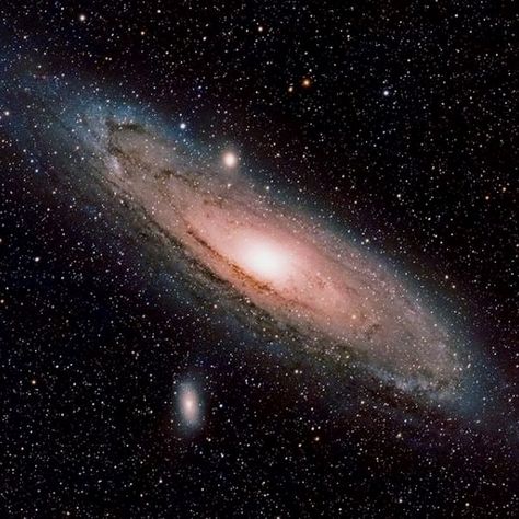 What galaxies are on your list this galaxy season? ⁠ ⁠ Here's one for inspiration by @gazingoutwards! 🤩⁠ ⁠ ✨ Andromeda ✨⁠ ⁠ "This is my third attempt at capturing the great Andromeda galaxy, and I finally feel that I am doing it justice. This is all natural light (not narrowband), showing older yellow stars in the galactic center surrounded by dark spiral arms of primordial gasses. These arms are punctuated with countless faint patches of new star formation in red, purple and blue nebulas. It i Galactic Center, Galaxy Photos, Nebulas, Whirlpool Galaxy, Brain Art, Star Formation, Galaxy Theme, Galaxy Pictures, Andromeda Galaxy