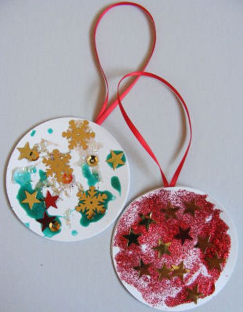 20 BRILIANT AND EASY CHRISTMAS CRAFT PROJECTS FOR KIDS Great medal for friends! Avond vierdaagse? Easy Christmas Craft, Christmas Crafts For Toddlers, Preschool Christmas Crafts, Christmas Crafts For Kids To Make, Christmas Craft Projects, Preschool Christmas, Easy Christmas Crafts, Toddler Christmas, Craft Projects For Kids