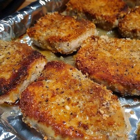 Parmesan Baked Pork Chops, Mini Crockpot Recipes, Parmesan Pork Chops, Ms Recipes, Pork Chop Recipes Baked, Grandma Cooking, Meat Recipe, Boneless Pork Chops, Baked Pork Chops