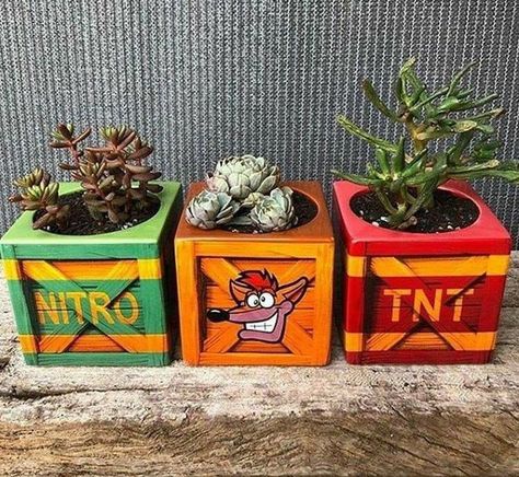 Sala Nerd, Geek Home Decor, Nerd Decor, Geek Room, Nerd Room, Nerd Crafts, Video Game Rooms, Geek Decor, Crash Bandicoot