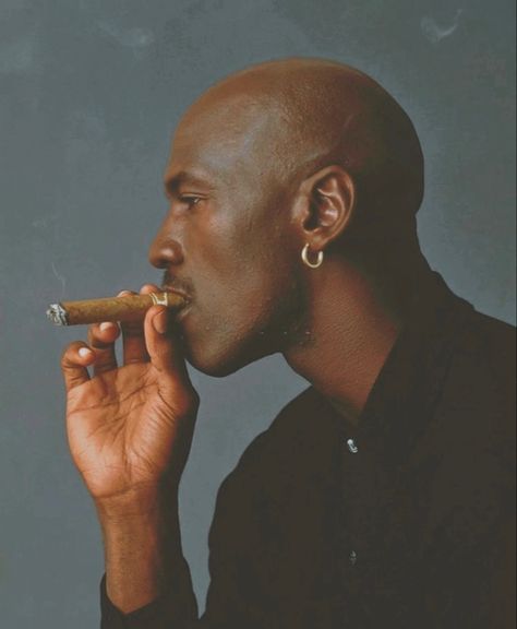 michael jordan smoking cigar 90’ vintage aesthetic nba basketball chicago bulls nike Jordans Aesthetic, Michael Jordan Photos, Michael Jordan Pictures, Basketball Photography, Basketball Wallpaper, Black Photography, Nba Pictures, Basketball Legends, Black Man