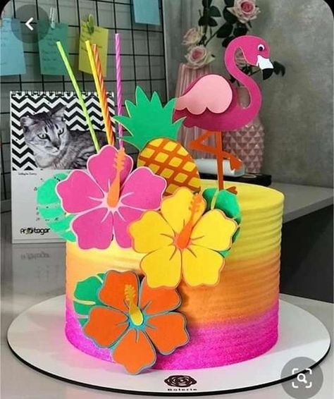 Flamingo Cakes, Hawaiian Birthday Cakes, Tropical Birthday Cake, Flamingo Birthday Cake, Pool Party Cakes, Shower Favors Baby, Tropical Birthday Party, Flamingo Cake, Fruit Birthday