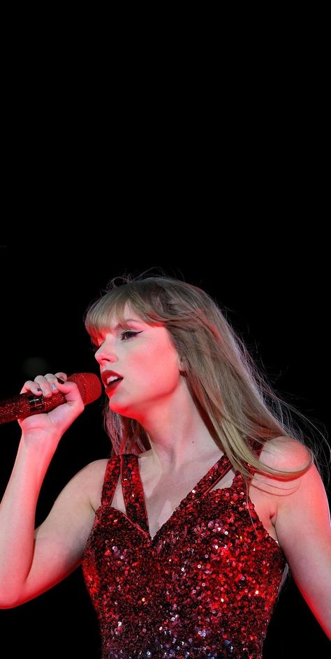 Red Eras Tour Taylor Swift, Red Eras Tour Wallpaper, Ts Red Era, Taylor Swift Wallpaper Red Era, Red Taylor’s Version, Taylor Swift Photo Wall, Red Era Wallpaper, Red Taylors Version Wallpaper, Red Wallpaper Taylor Swift