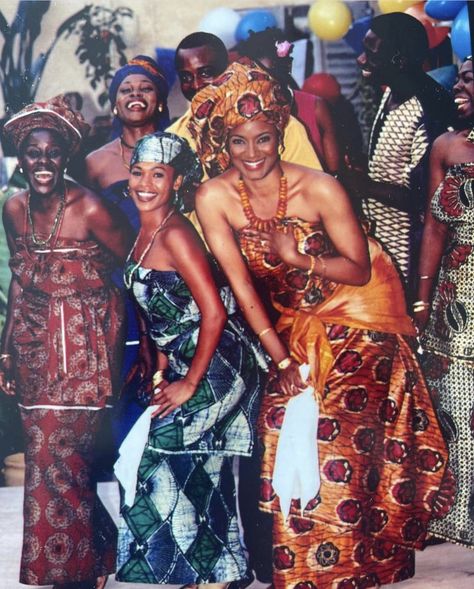 Yoruba Attire, Naija Babe, Aesthetic Culture, Nigerian Culture, Nia Long, African Royalty, Vintage Black Glamour, Black Photography, Black Femininity