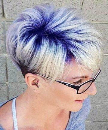 Roots Different Color Hair, Color Highlights In Gray Hair, Purple Roots Blonde Hair Short, Hair Color For Short Hair Pixie, Pixie Color Ideas, Hair Color Ideas For Pixie Haircut, Asymetrical Haircut Edgy Undercut, Cute Hair Colors For Short Hair, Gray Hair With Rainbow Highlights