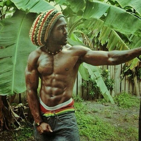 Black Raw - Fitness ... Instructor! Jamaican Men, Gay Tattoo, Rasta Man, Photoshoot Themes, Island Vibes, Island Style, Black Is Beautiful, Tattoos For Guys, Black Men