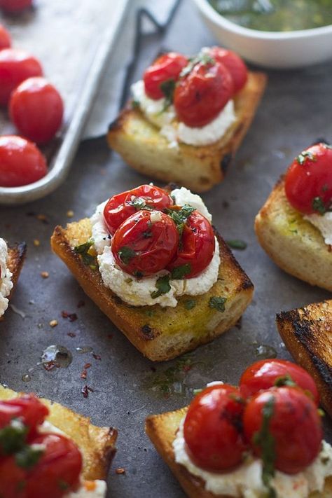 Grilled Baguette with Homemade Ricotta, Burst Cherry Tomatoes, and Chimichurri is a quick lunch or light dinner for spring. So full of flavor with fresh garlic Chimichurri, the soft ricotta, and roasted tomatoes all on grilled bread.  A fun meal to make together with the kids! #homemadericotta #chimichurrri #springmeal Goat Cheese Bruschetta, Burst Cherry Tomatoes, Tomato Goat Cheese, Cheese Bruschetta, Curd Cheese, Simple Appetizer, Homemade Ricotta, Ricotta Toast, Grilled Bread