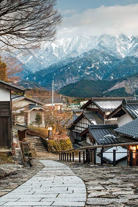 magome, kiso valley, japan | villages and towns in east asia + travel destinations #wanderlust Japan Village, Japanese Village, Travel Destinations Asia, Asia Destinations, Japanese Architecture, Destination Voyage, Nikko, Visit Japan, Elba