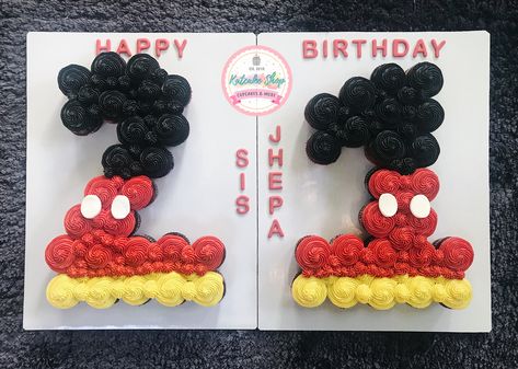 Disney Pull Apart Cupcakes, Mickey Pull Apart Cupcake Cake, Number 2 Mickey Mouse Cake, Mickey Mouse Cupcake Cake Pull Apart, Mickey Cupcake Cake, Mickey Mouse Pull Apart Cupcakes, Mickey Mouse Birthday Cupcakes, Mickey Mouse Cupcakes Ideas, Diy Mickey Mouse Cake