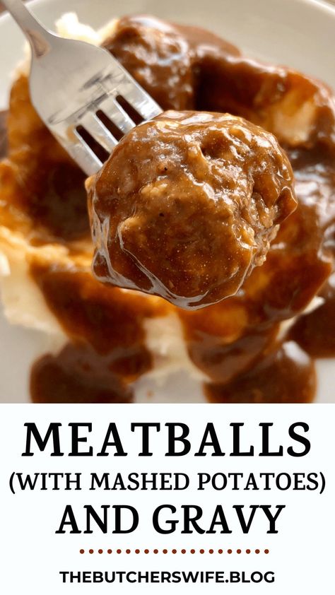 Meatballs And Brown Gravy, Meatballs And Mashed Potatoes, Mashed Potatoes With Gravy, Chicken Rice Casserole Recipes, Dominicano Recipes, Oven Baked Meatballs, Mashed Potatoes And Gravy, Ground Beef Meatballs, Potatoes And Gravy