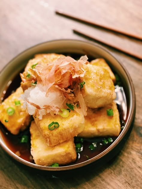 Tiffy Cooks Tofu, Tempura Tofu Recipe, Tofu Recipes Japanese, Tofu Agedashi, Japanese Dishes Recipes, Agedashi Tofu Recipe, Tempura Tofu, Agadashi Tofu, Japanese Tofu Recipes