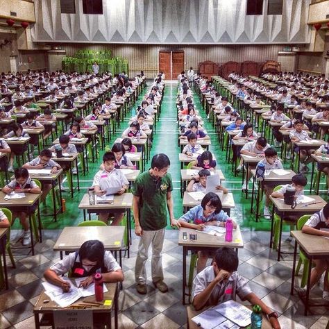 Exam hall @hanchiang high school. Song Jing LaoShi!! Exam Hall Aesthetic, Form Aesthetic, 2enior Ye4r, Exam Hall, School Song, Student Images, Moon And Stars Wallpaper, Student Exam, School Building Design